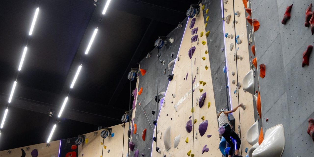 Rocódromos más sostenibles: qué pueden hacer los centros indoor